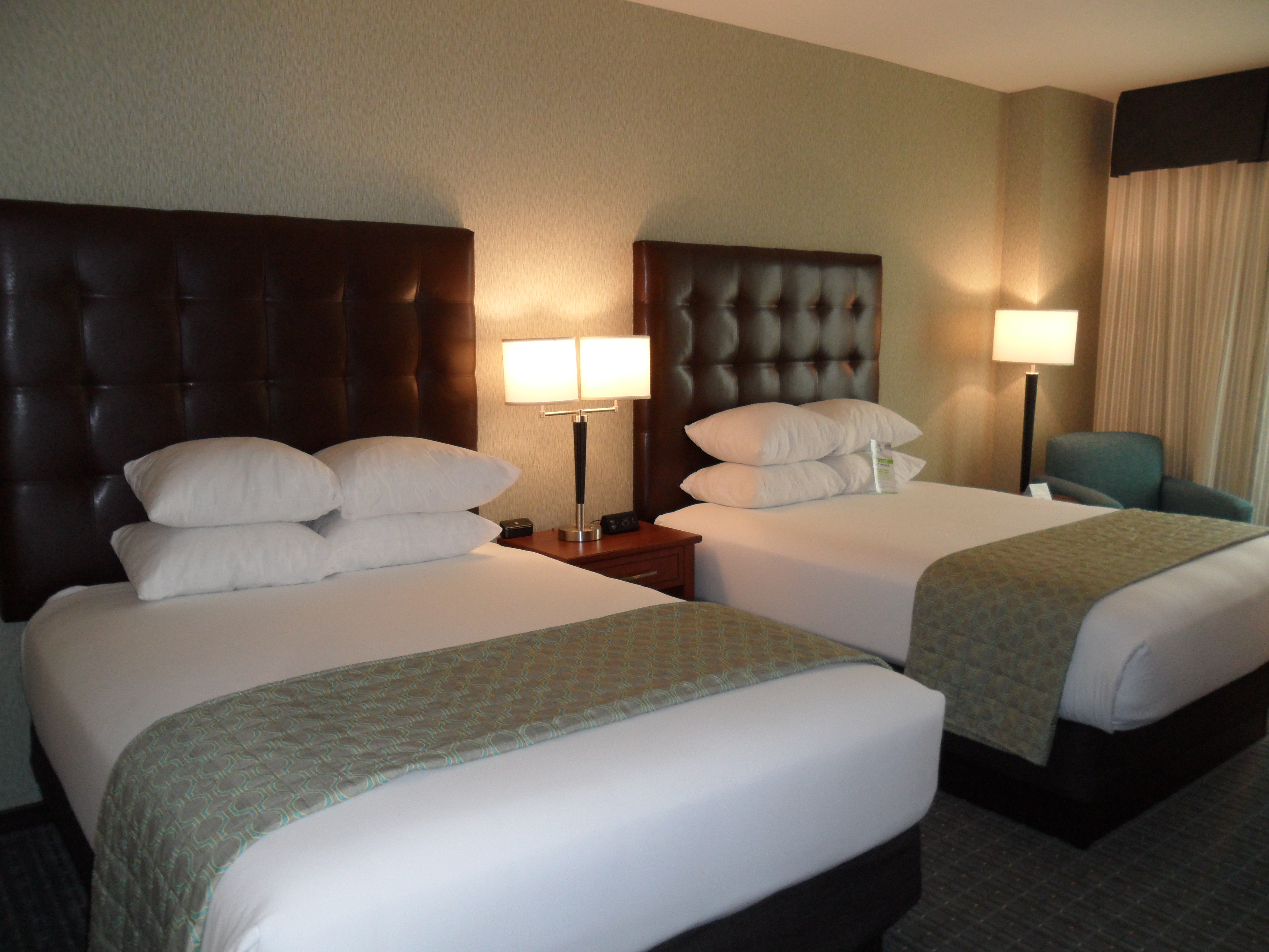 Queen Room Queen Room